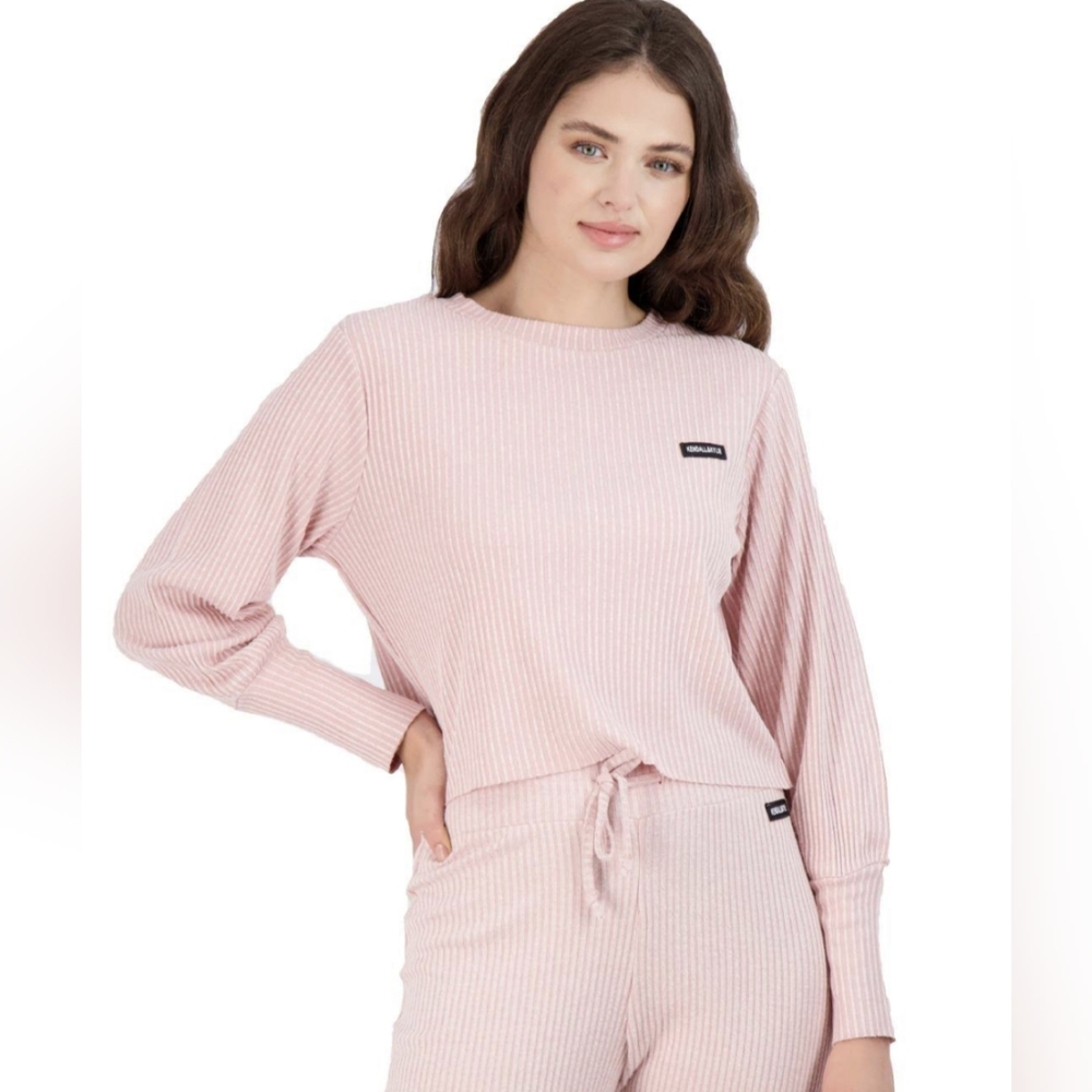 Kendall & Kylie top size XL
